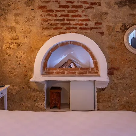 Imerek Tas Ev Aparthotel