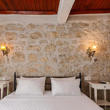 Imerek Tas Ev 3* Alacati