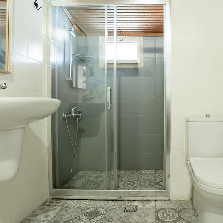 Imerek Tas Ev Alacati